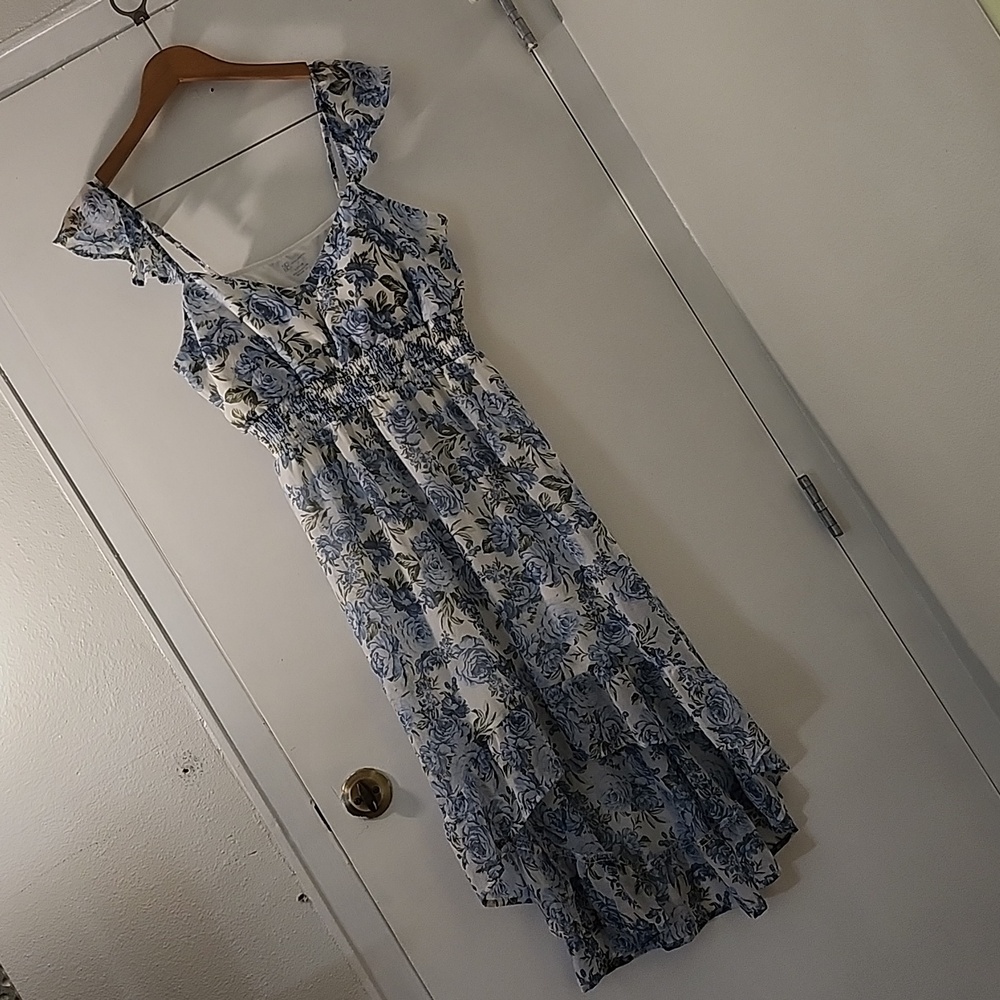No Boundaries- Size:Large.Light Blue, Dark Blue, Green, Light Green Floral Dress